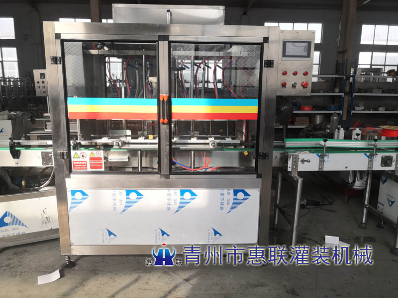 全自動流量計式食用油灌裝機 全自動流量計式食用油灌裝機