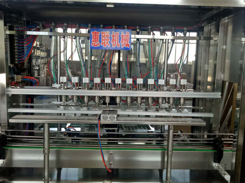 全自動調(diào)味品灌裝設(shè)備