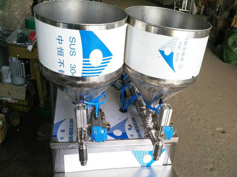 雙頭醬類灌裝機(jī)